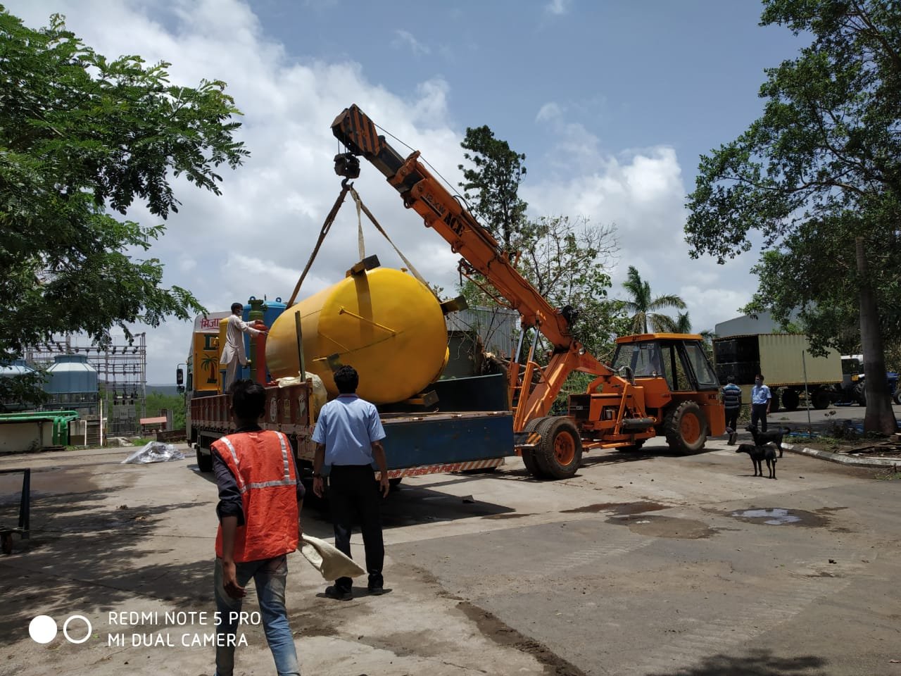 Unloading of Plants at Customer premises at Maharashtra